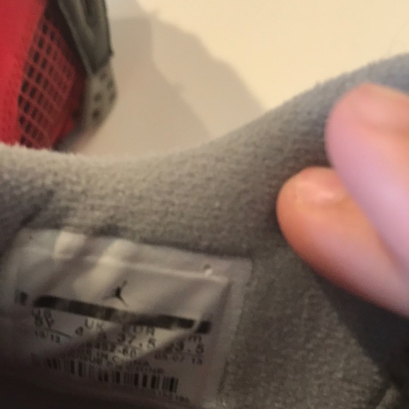 Jordan 4 retro toro bravo size 5 - Picture 3 of 7